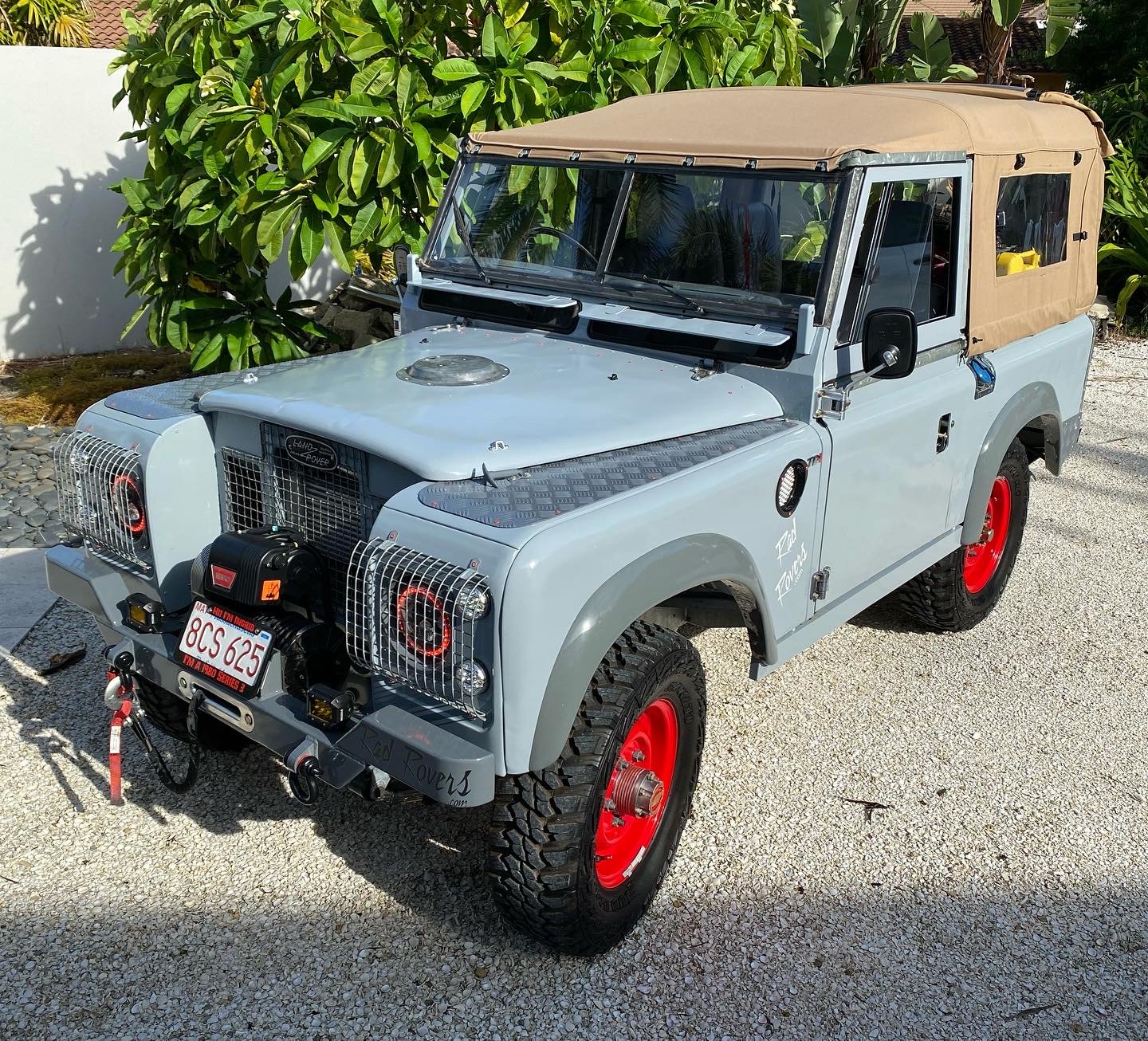 1980 Land Rover Series 3 88 — Ingrid