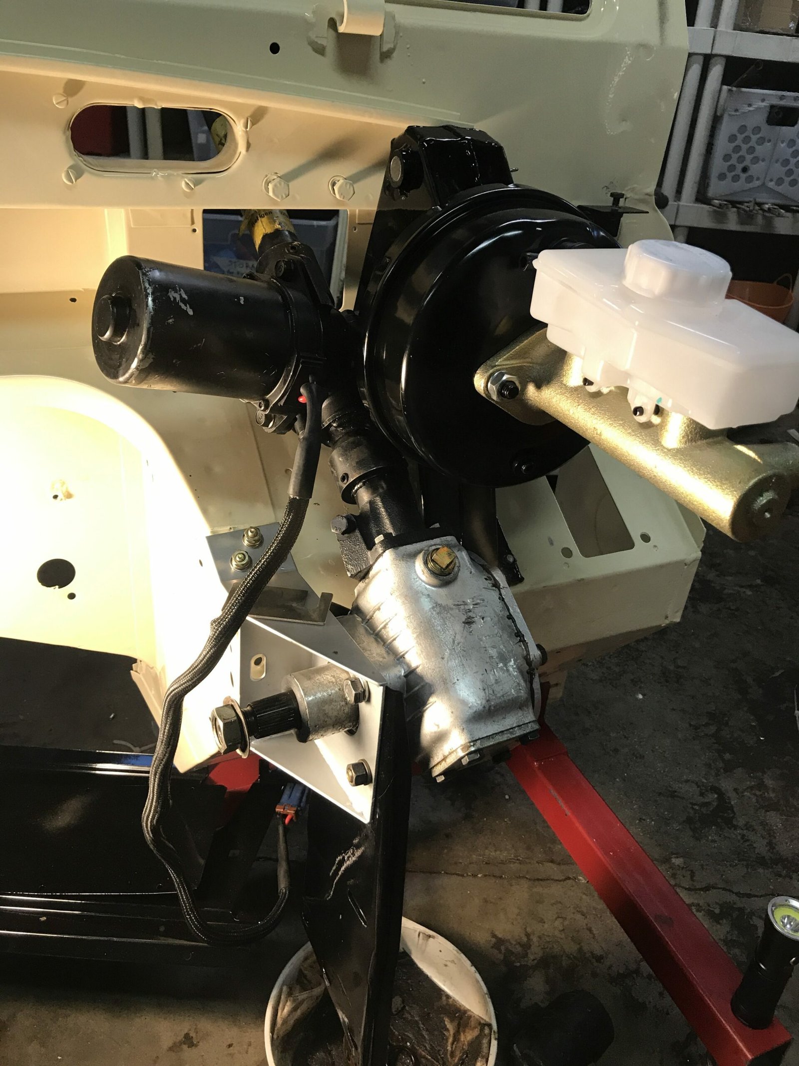 Santana 88 Series 3 restoration — engine bay