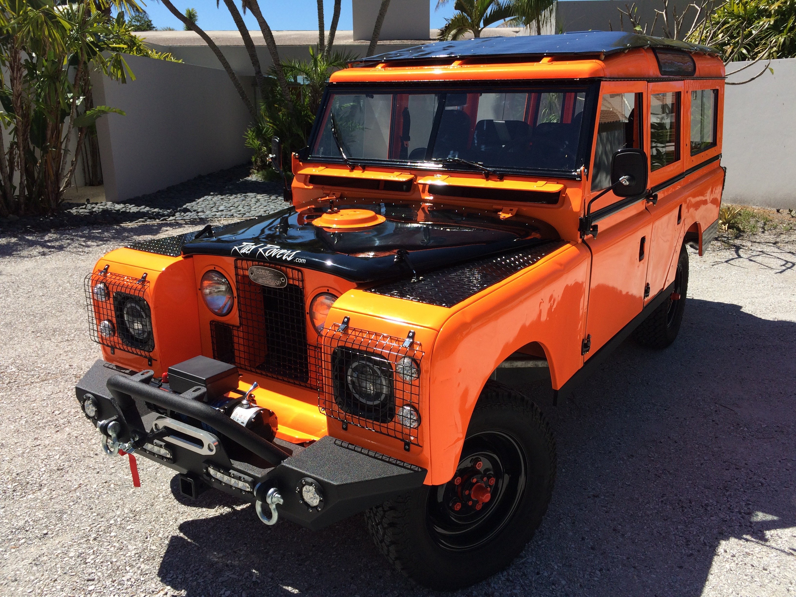 1970 Land Rover 109 series 2a 5 door station wagon SOLD!